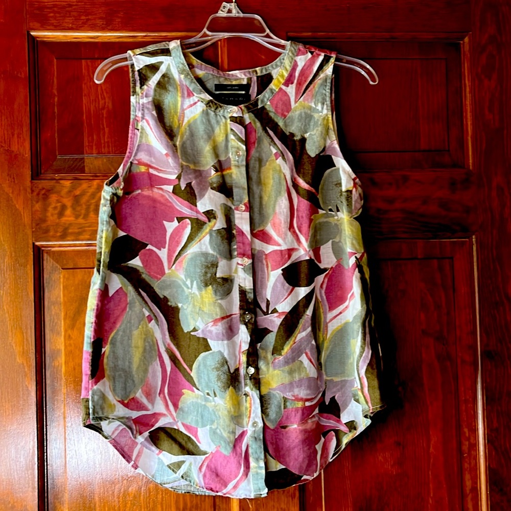 Beautiful linen tamari sleeveless top size m